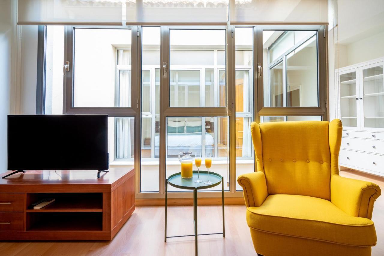 Homeabout Fresca Apartment II マラガ エクステリア 写真